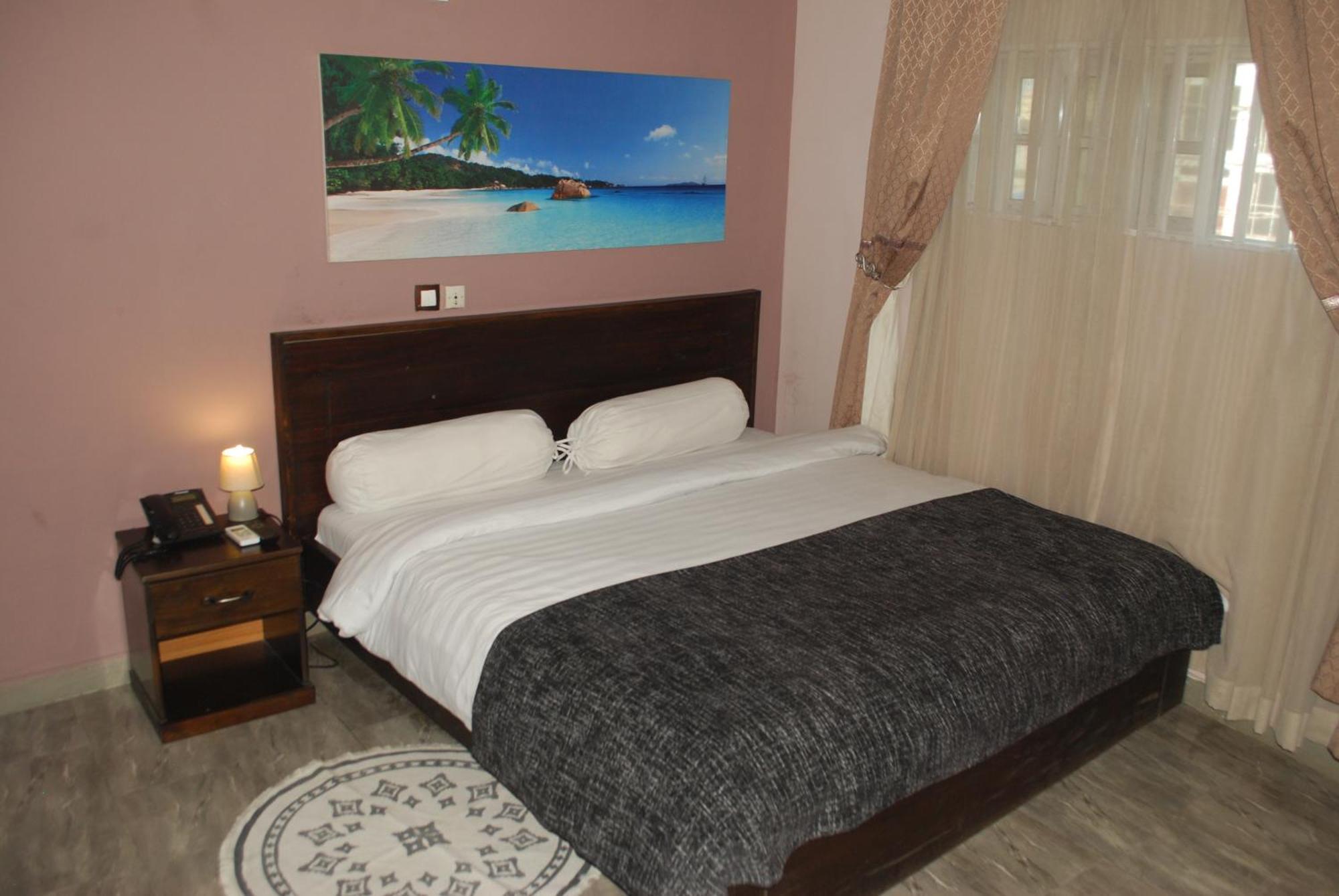 Benin City Center Hotel Cotonou Extérieur photo