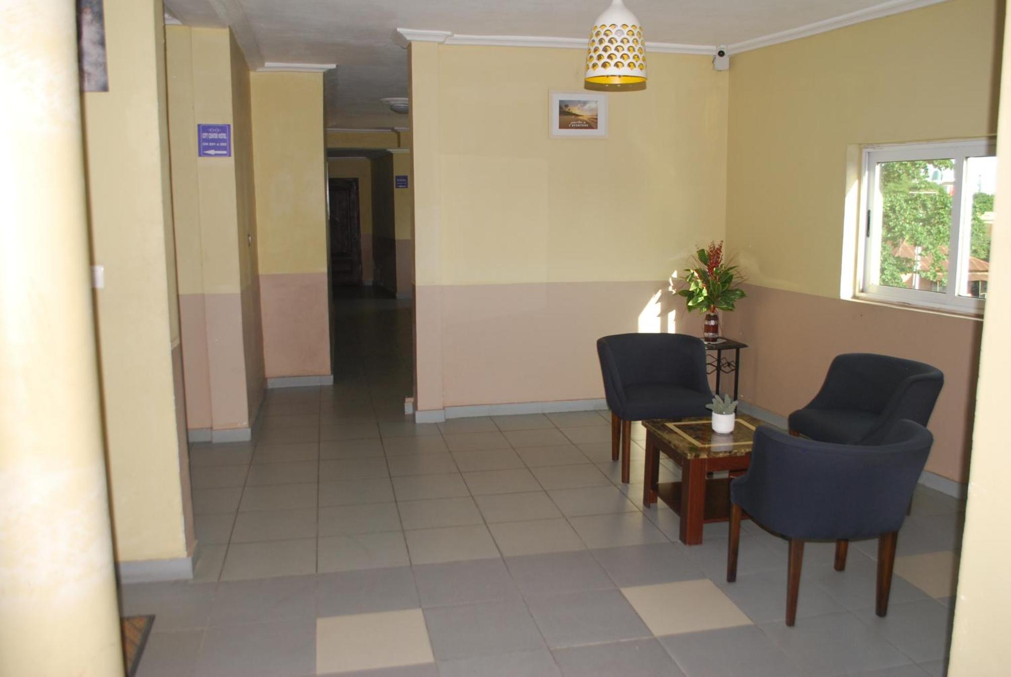 Benin City Center Hotel Cotonou Extérieur photo