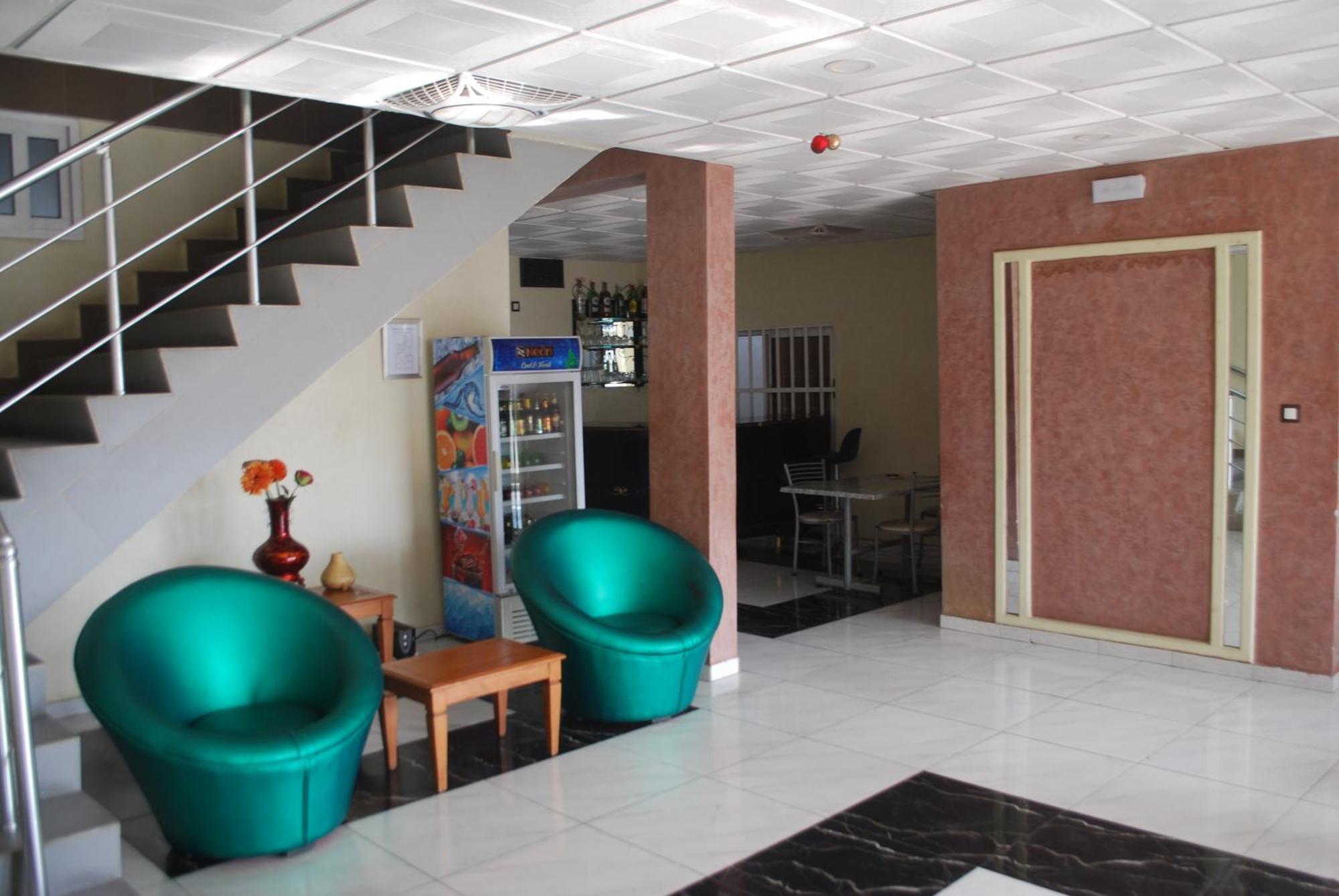 Benin City Center Hotel Cotonou Extérieur photo