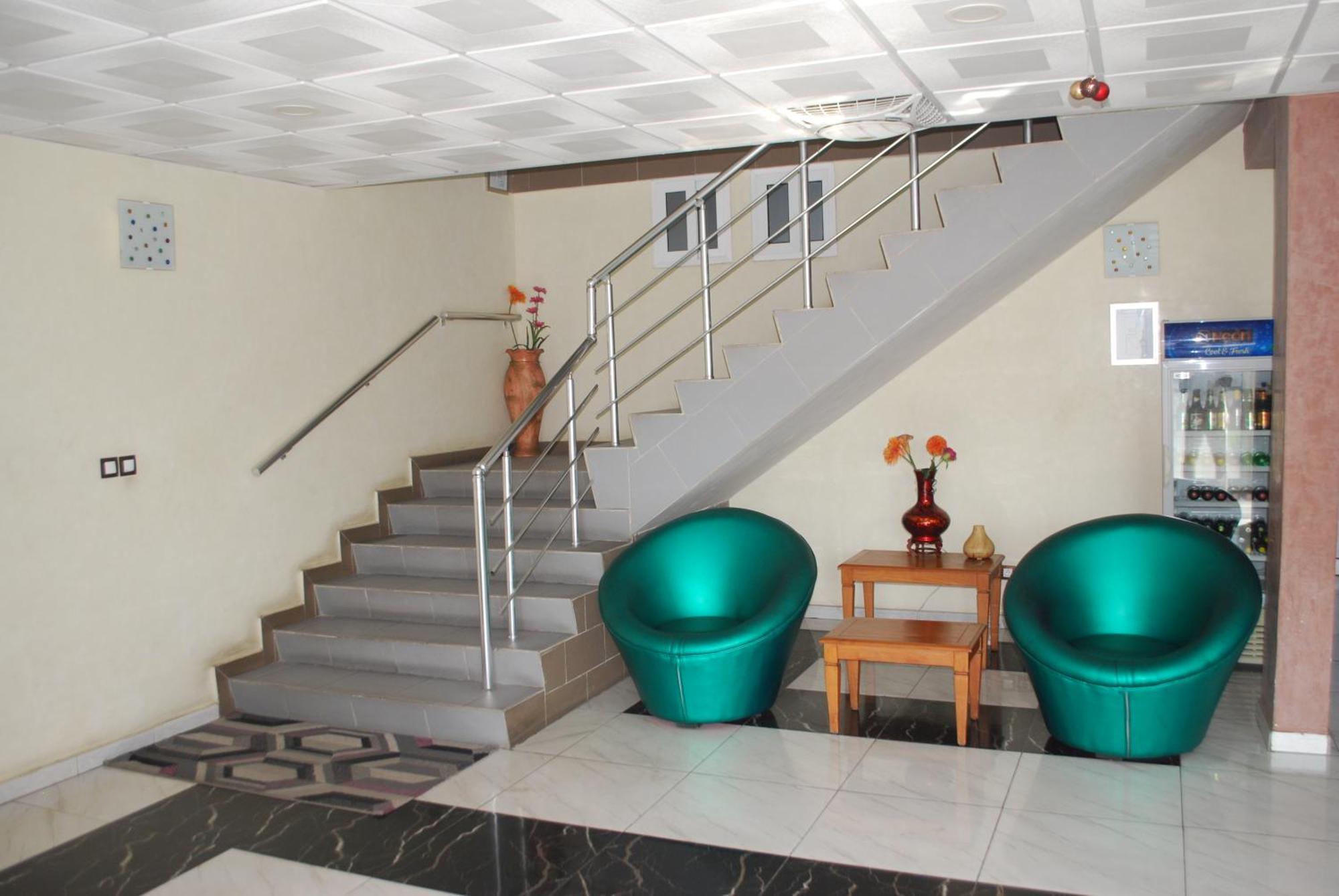 Benin City Center Hotel Cotonou Extérieur photo